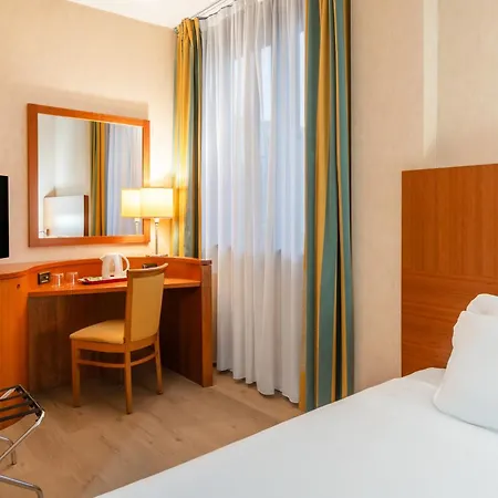 Western Cavalieri Della Hotel 4*