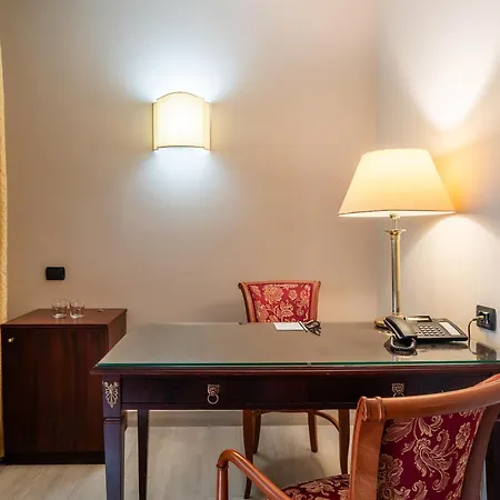 Hotel Western Cavalieri Della Cardano Al Campo