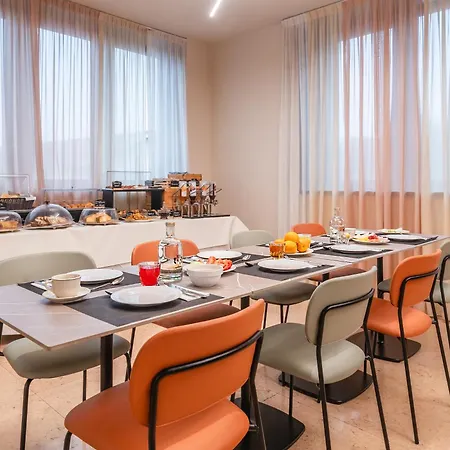 Western Cavalieri Della Hotel 4*