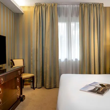 Western Cavalieri Della 4*