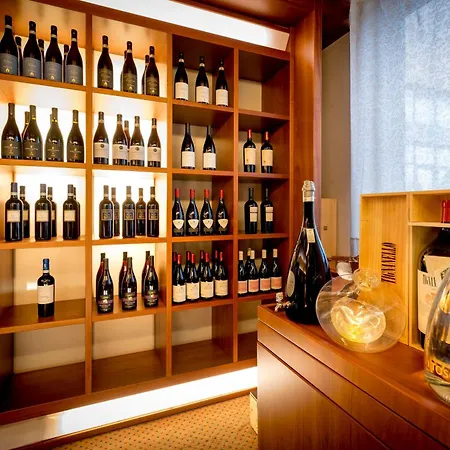 Western Cavalieri Della Hotel 4*