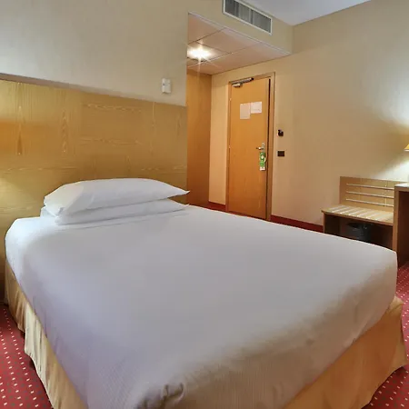 Western Cavalieri Della Hotel Cardano Al Campo